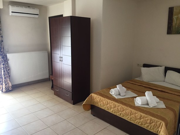 Imagen de la habitación del Hotel Viktoria, Katerini. Foto 4