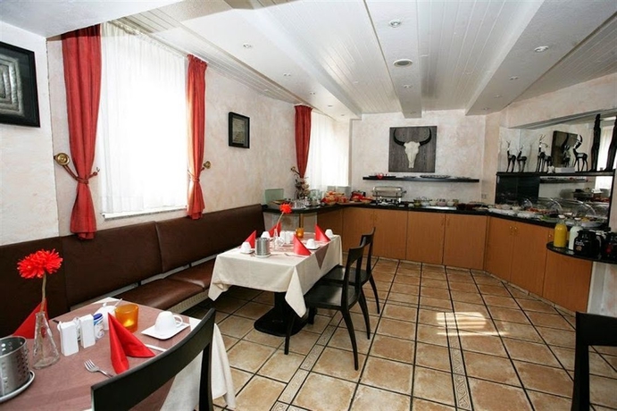 Imagen del bar/restaurante del Hotel Viktoria Neuss. Foto 5