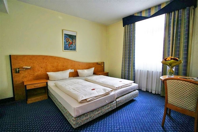Imagen de la habitación del Hotel Viktoria Neuss. Foto 8