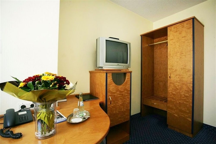 Imagen de la habitación del Hotel Viktoria Neuss. Foto 10