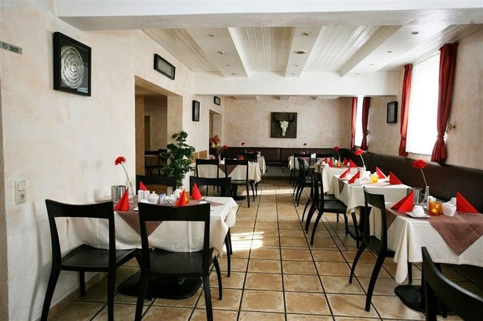 Imagen del bar/restaurante del Hotel Viktoria Neuss. Foto 7