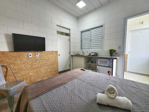 Imagen de la habitación del Hotel Vila 50. Foto 4
