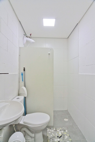 Imagen de la habitación del Hotel Vila 50. Foto 11