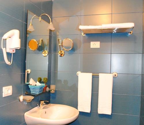 Imagen de la habitación del Hotel Vila 60. Foto 3