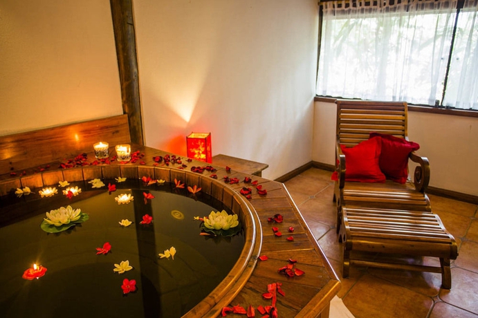 Imagen de los interiores del Hotel Vila Angat&uacute; Eco Resort and Spa. Foto 10