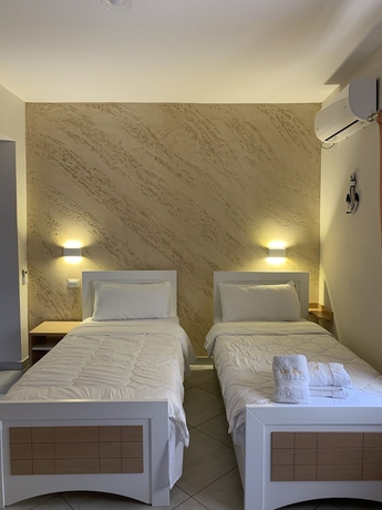 Imagen de la habitación del Hotel Vila Arial. Foto 16