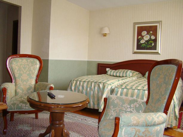 Imagen de la habitación del Hotel Vila Ariston. Foto 14