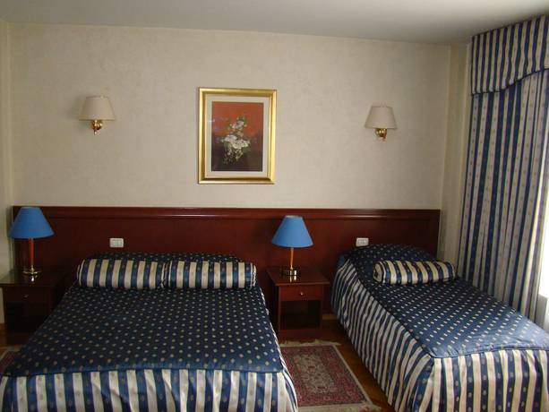 Imagen de la habitación del Hotel Vila Ariston. Foto 18