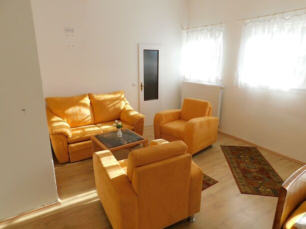 Imagen de la habitación del Hotel Vila Arnau. Foto 19