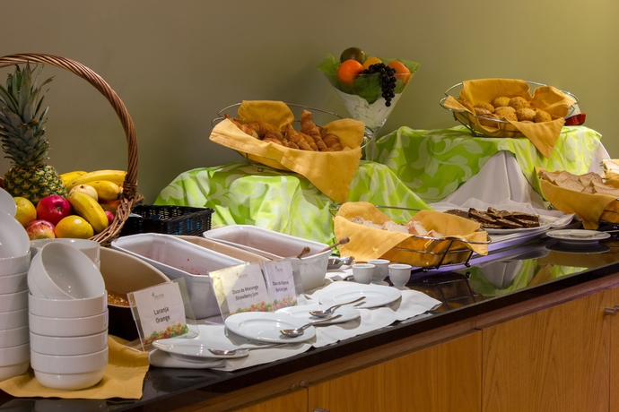 Imagen del bar/restaurante del Hotel Vila Baleira Funchal. Foto 2