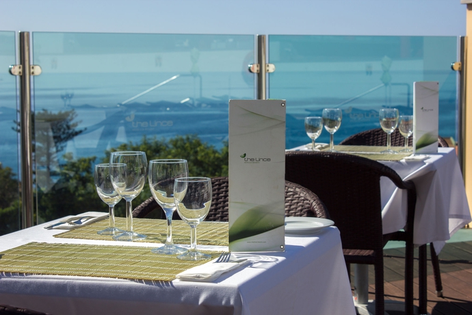 Imagen del bar/restaurante del Hotel Vila Baleira Funchal. Foto 3