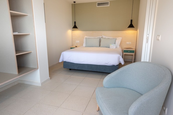 Imagen de la habitación del Hotel Vila Baleira Porto Santo. Foto 7