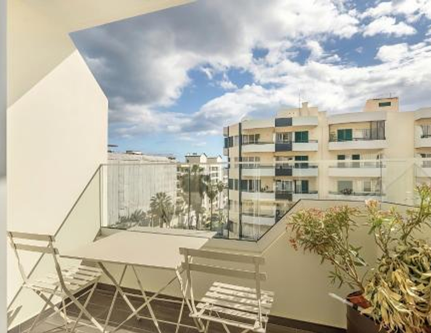 Imagen de la habitación del Hotel Vila Baleira Residence. Foto 9