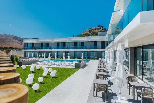 Imagen general del Hotel Vila Baleira Village - Adults Only. Foto 1