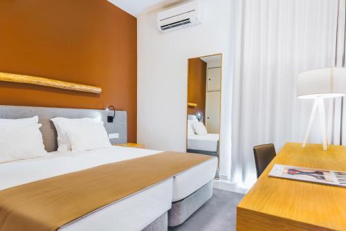 Imagen de la habitación del Hotel Vila Baleira Village. Foto 3
