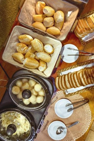 Imagen general del Hotel Vila Bav&aacute;ria. Foto 5