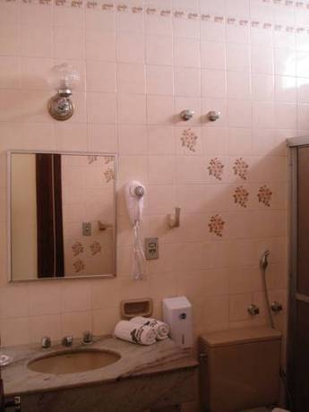Imagen de la habitación del Hotel Vila Bav&aacute;ria Petr&oacute;polis. Foto 5