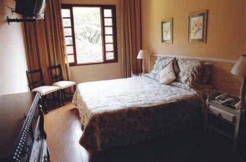 Imagen de la habitación del Hotel Vila Bav&aacute;ria Petr&oacute;polis. Foto 7