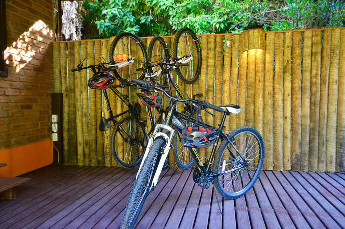 Imagen de los exteriores del Hotel Vila Bavaria. Foto 12