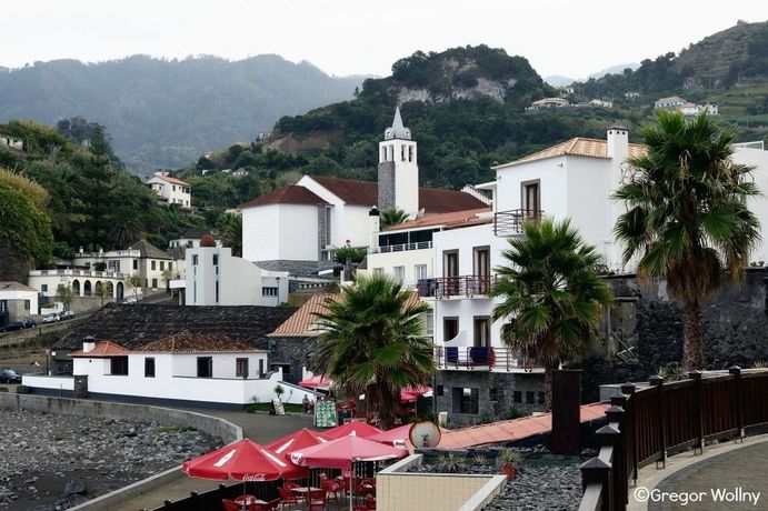 Imagen de los exteriores del Hotel Vila Bela. Foto 9