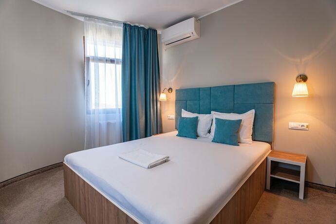 Imagen de la habitación del Hotel Vila Bordeaux. Foto 14
