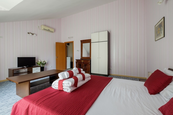 Imagen de la habitación del Hotel Vila Bulevar. Foto 8