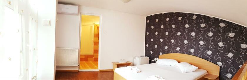Imagen general del Hotel Vila CIC. Foto 3