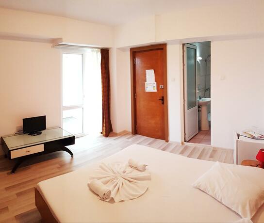 Imagen general del Hotel Vila CIC. Foto 15