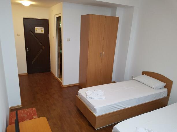 Imagen general del Hotel Vila CIC. Foto 18