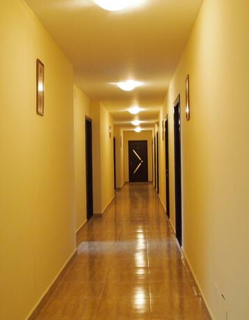 Imagen general del Hotel Vila CIC. Foto 21