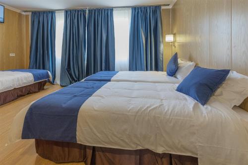 Imagen de la habitación del Hotel Vila Calella. Foto 17