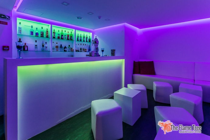 Imagen del bar/restaurante del Hotel Vila Camacho Guest House. Foto 2