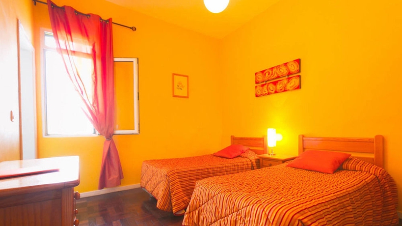 Imagen de la habitación del Hotel Vila Camacho Guest House. Foto 12