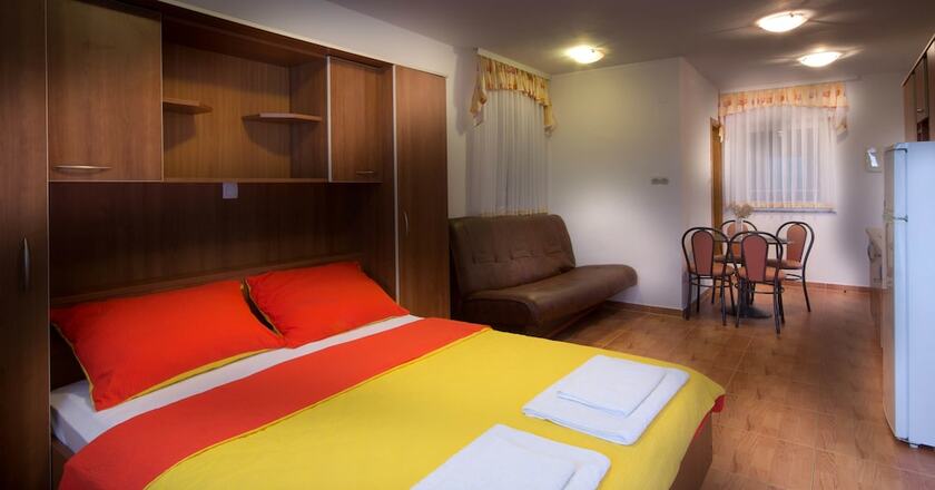 Imagen general del Hotel Vila Caska. Foto 8