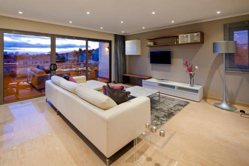 Imagen de la habitación del Hotel Vila Castelo Parque. Foto 13
