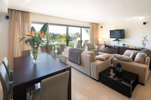Imagen de la habitación del Hotel Vila Castelo Parque. Foto 14