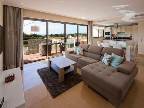 Imagen de la habitación del Hotel Vila Castelo Parque. Foto 15