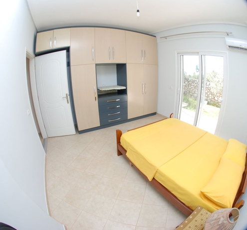 Imagen de la habitación del Hotel Vila Celi. Foto 9