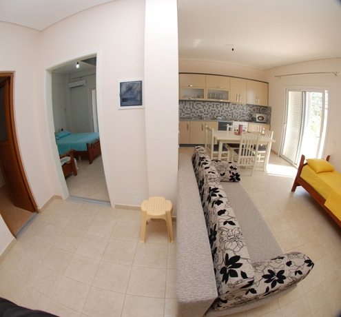 Imagen de la habitación del Hotel Vila Celi. Foto 17