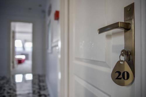 Imagen de la habitación del Hotel Vila Central Boutique Satu Mare. Foto 15