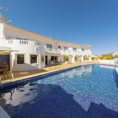 Imagen de la piscina del Hotel Vila Channa. Foto 16