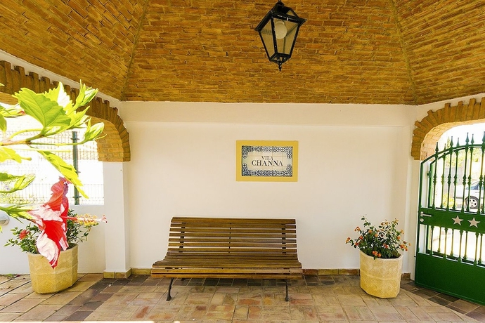 Imagen de los exteriores del Hotel Vila Channa. Foto 12