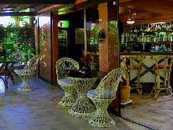 Imagen del bar/restaurante del Hotel Vila Chaumieres. Foto 5