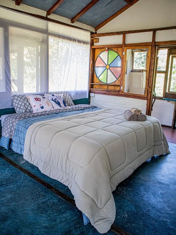 Imagen de la habitación del Hotel Vila C&oacute;smica. Foto 4