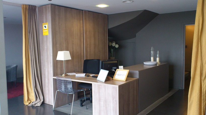 Imagen de los interiores del Hotel Vila De Premi&agrave;. Foto 9