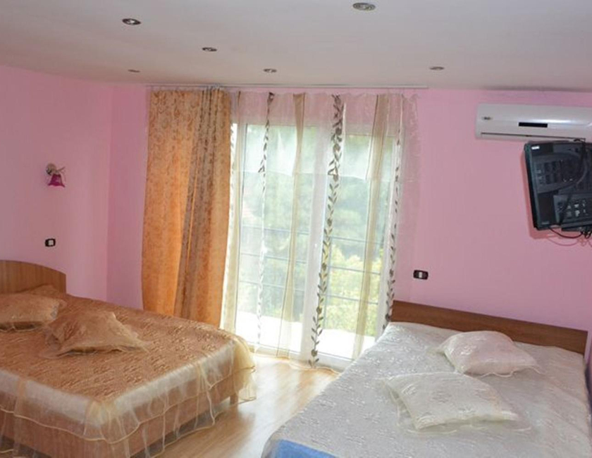 Imagen general del Hotel Vila Denisa. Foto 4