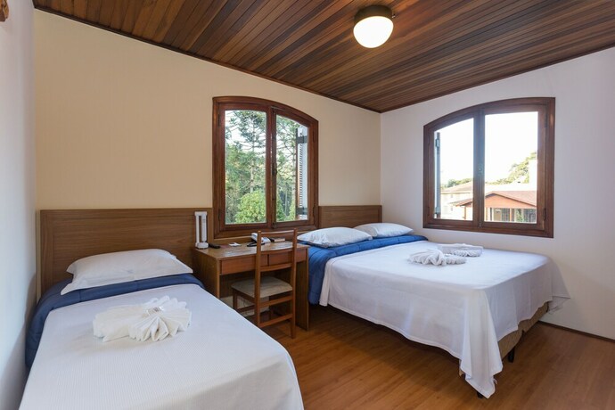 Imagen de la habitación del Hotel Vila Dom Bosco. Foto 10