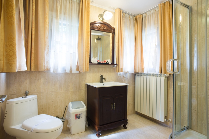 Imagen de la habitación del Hotel Vila Economat. Foto 7