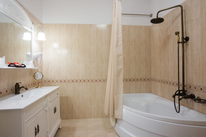 Imagen de la habitación del Hotel Vila Economat. Foto 8