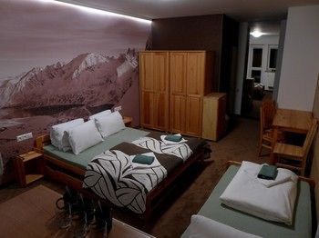 Imagen de los interiores del Hotel Vila Emma. Foto 16